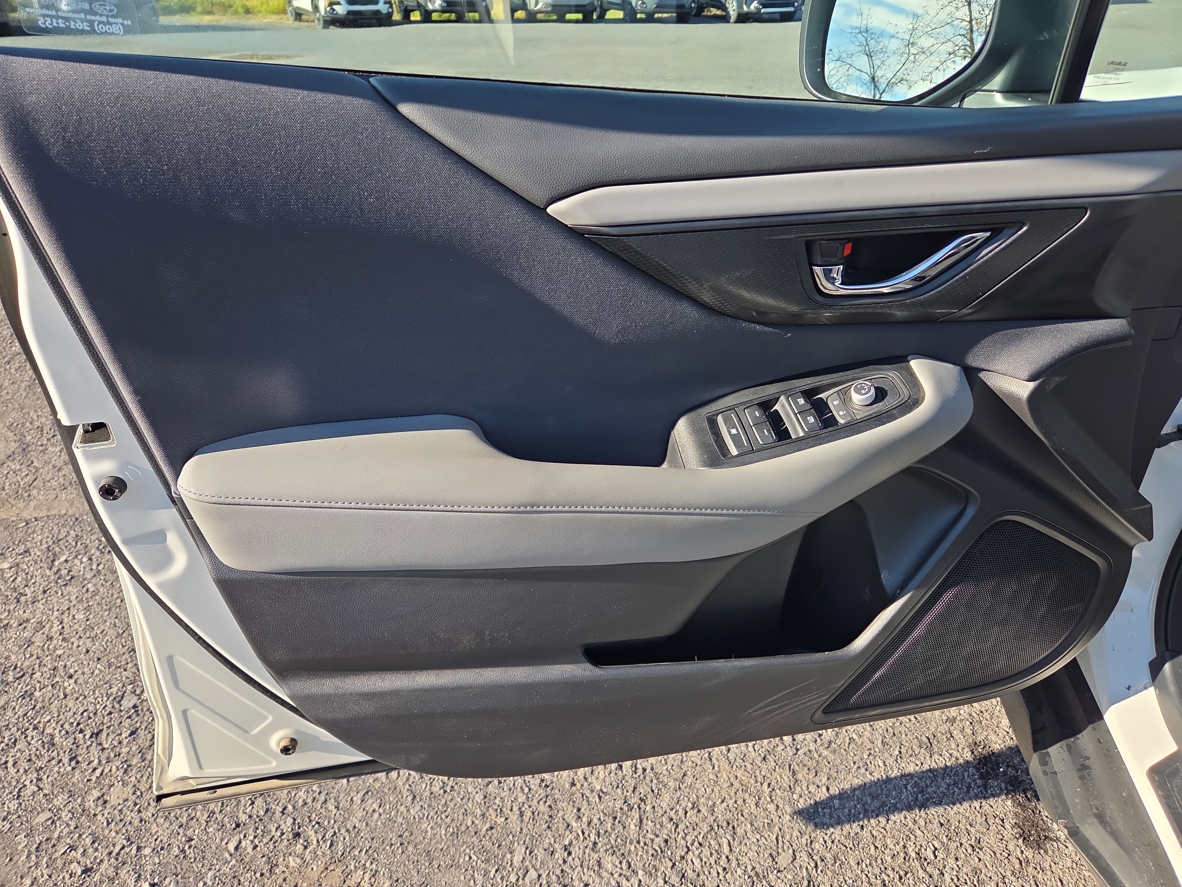 Used 2023 Subaru Outback Premium image 15