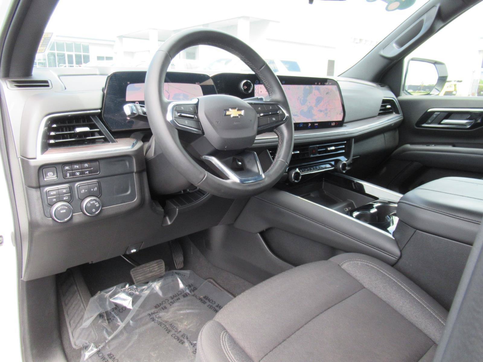 Certified 2025 Chevrolet Tahoe LS AWD/4WD image 17