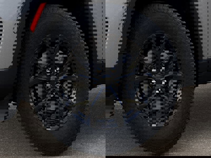 New 2025 Jeep Grand Cherokee Altitude image 8