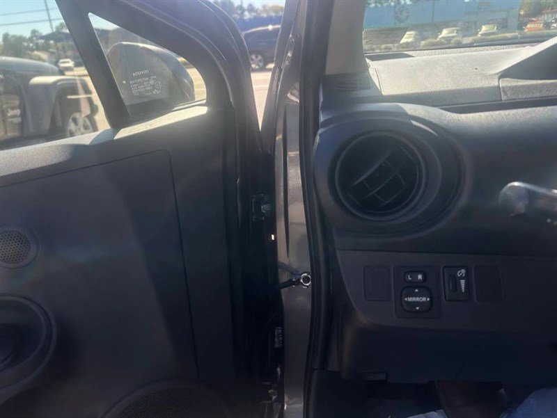 Used 2015 Toyota Prius C One image 14