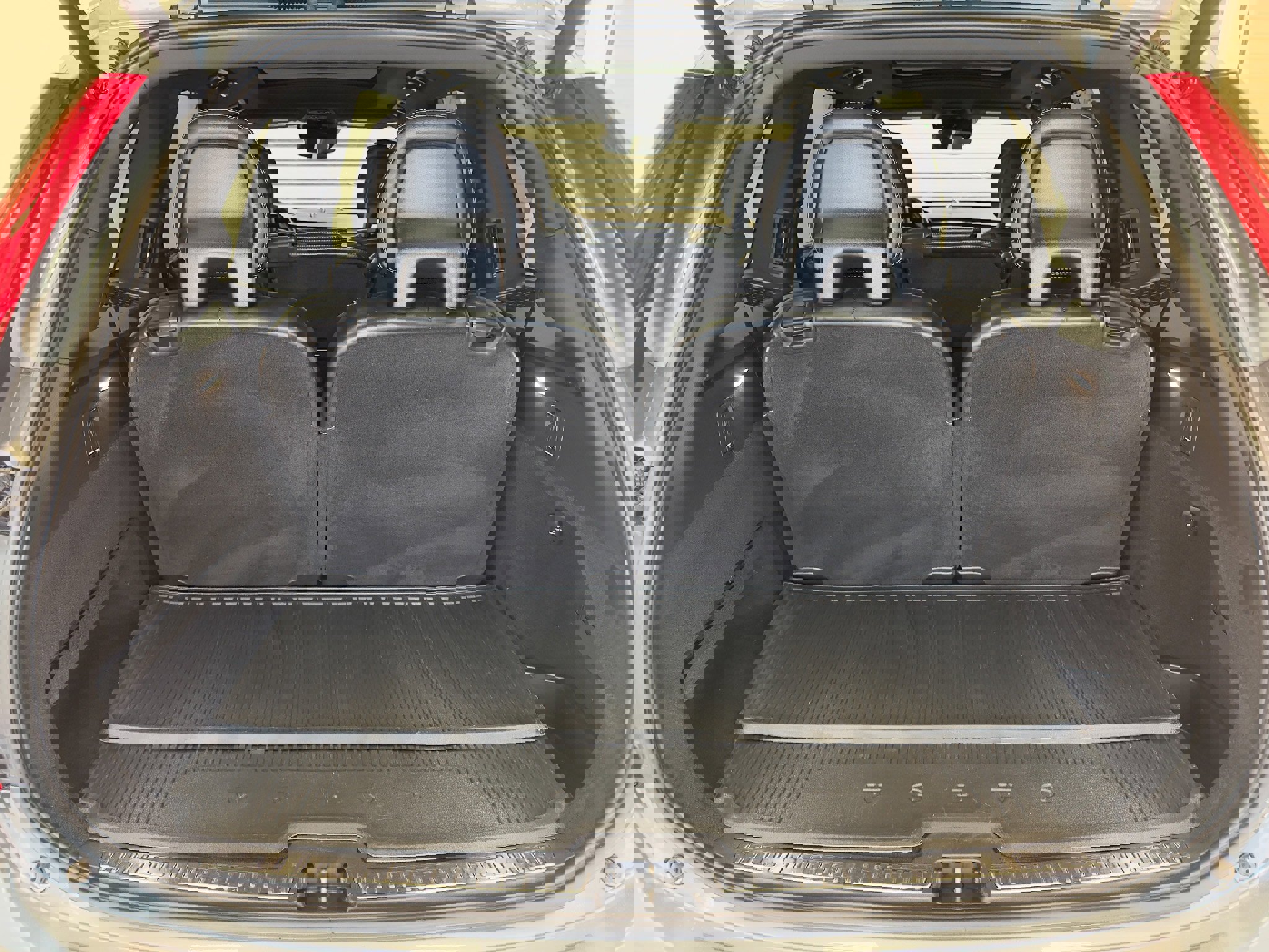 Used 2018 Volvo XC90 T6 Inscription w/ Convenience Package image 7