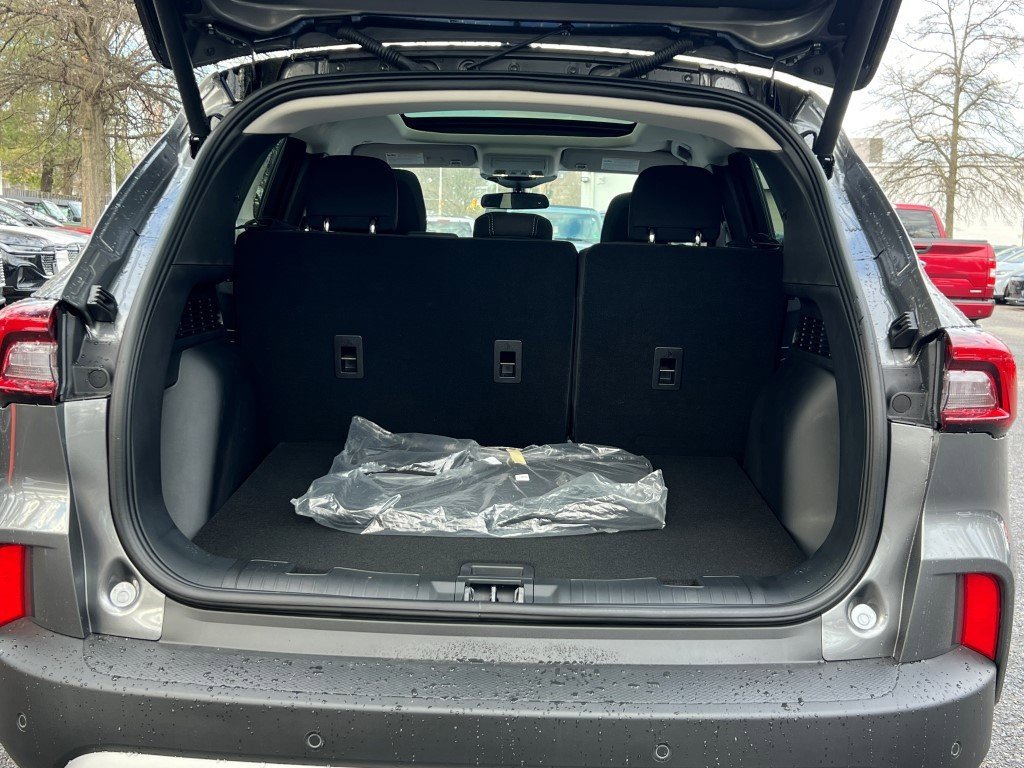 New 2026 Ford Escape Active w/ Active Premium Tech Pack AWD/4WD image 12
