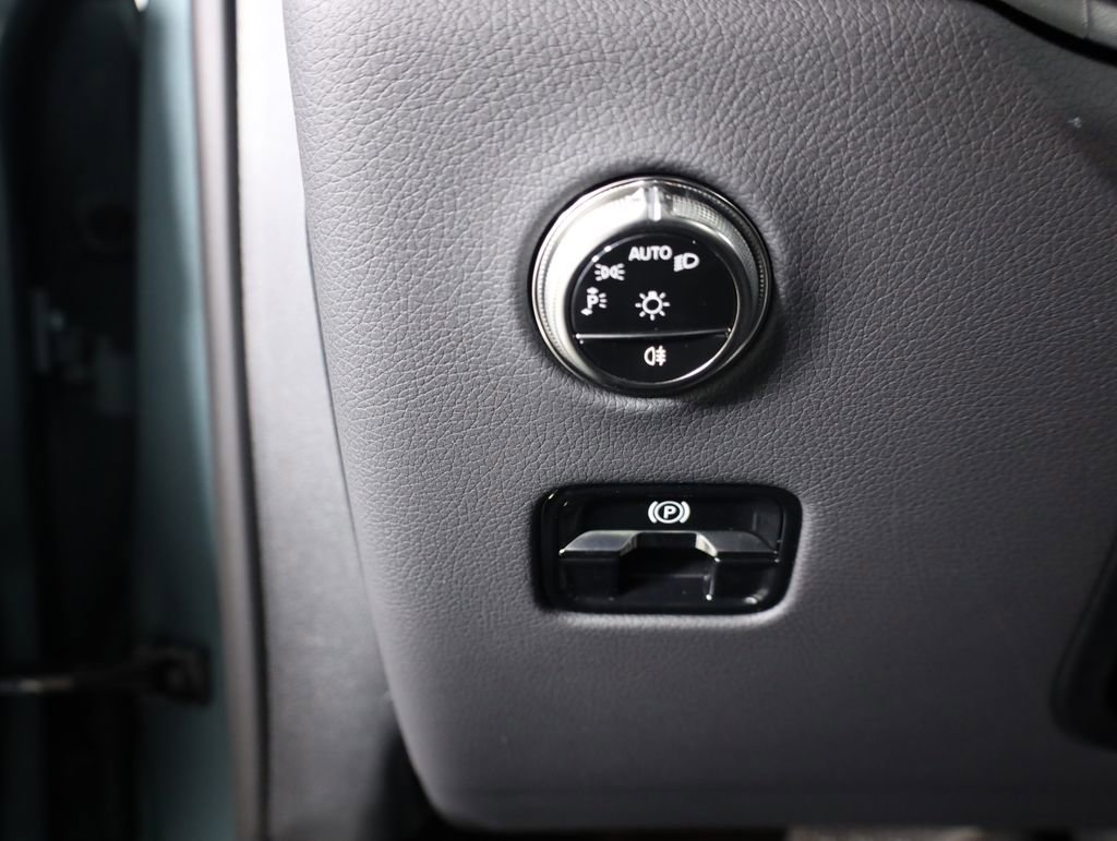 Used 2026 Mercedes-Benz GLC 300 4MATIC image 21