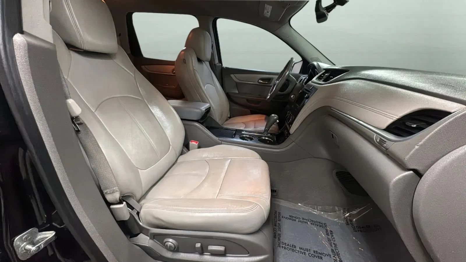 Used 2015 Chevrolet Traverse LT FWD image 21