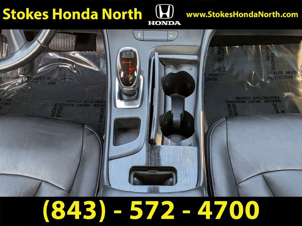 Used 2017 Buick LaCrosse Essence w/ Sun and Shade Package FWD image 18