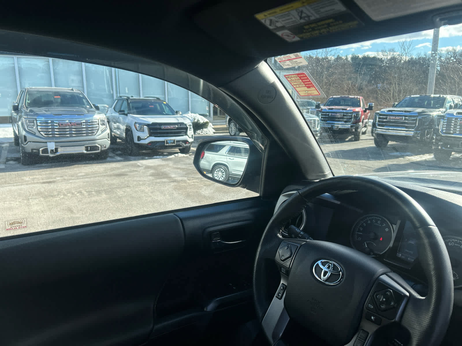 Used 2018 Toyota Tacoma TRD Sport image 12