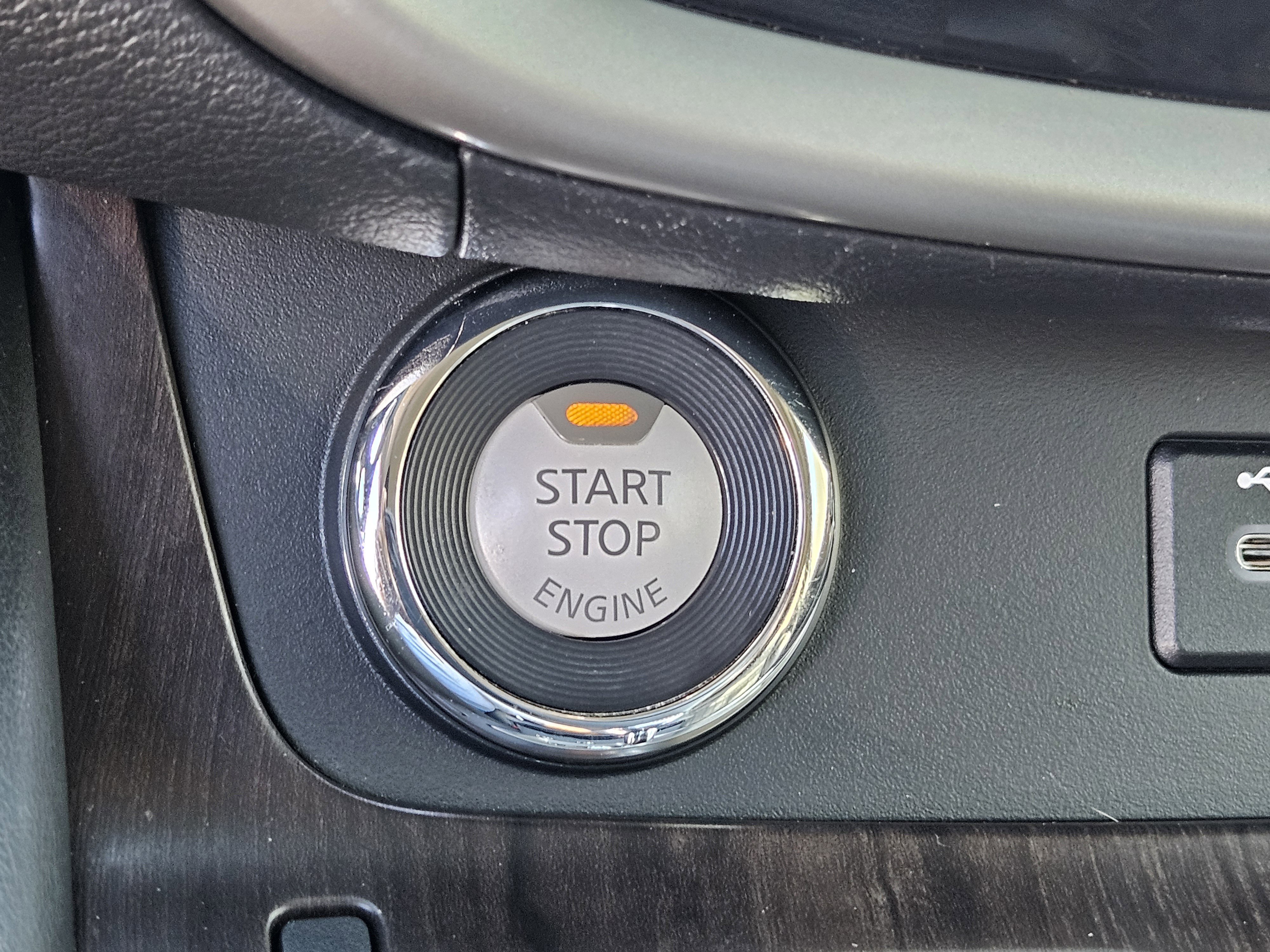 Used 2019 Nissan Murano Platinum image 31