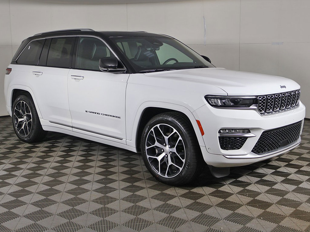 Used 2022 Jeep Grand Cherokee Summit AWD/4WD image 53