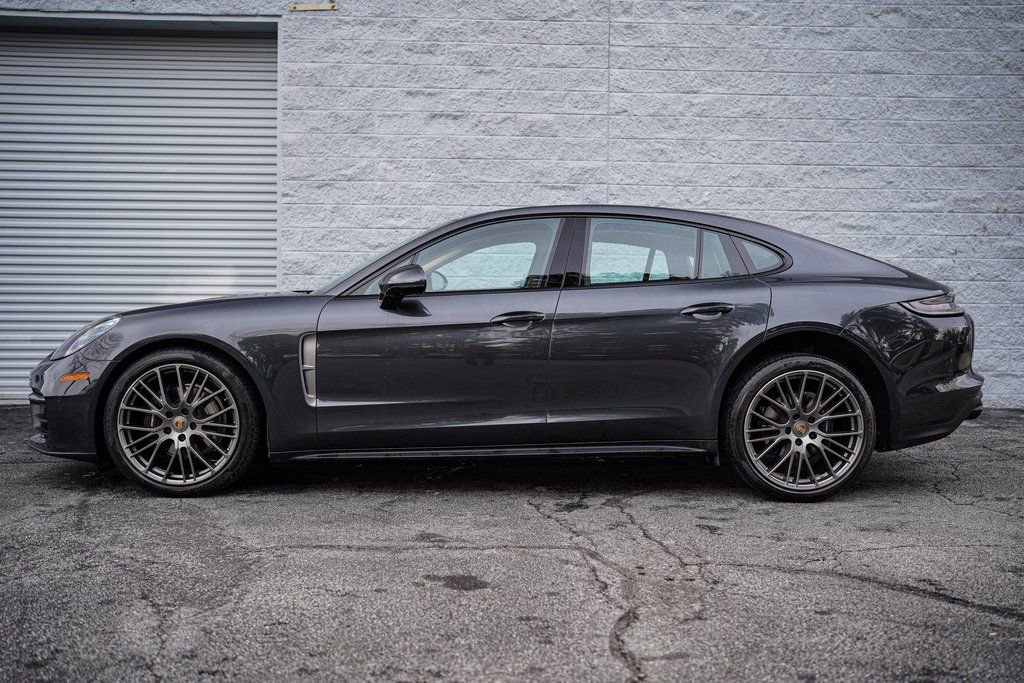 Used 2022 Porsche Panamera Platinum Edition image 9