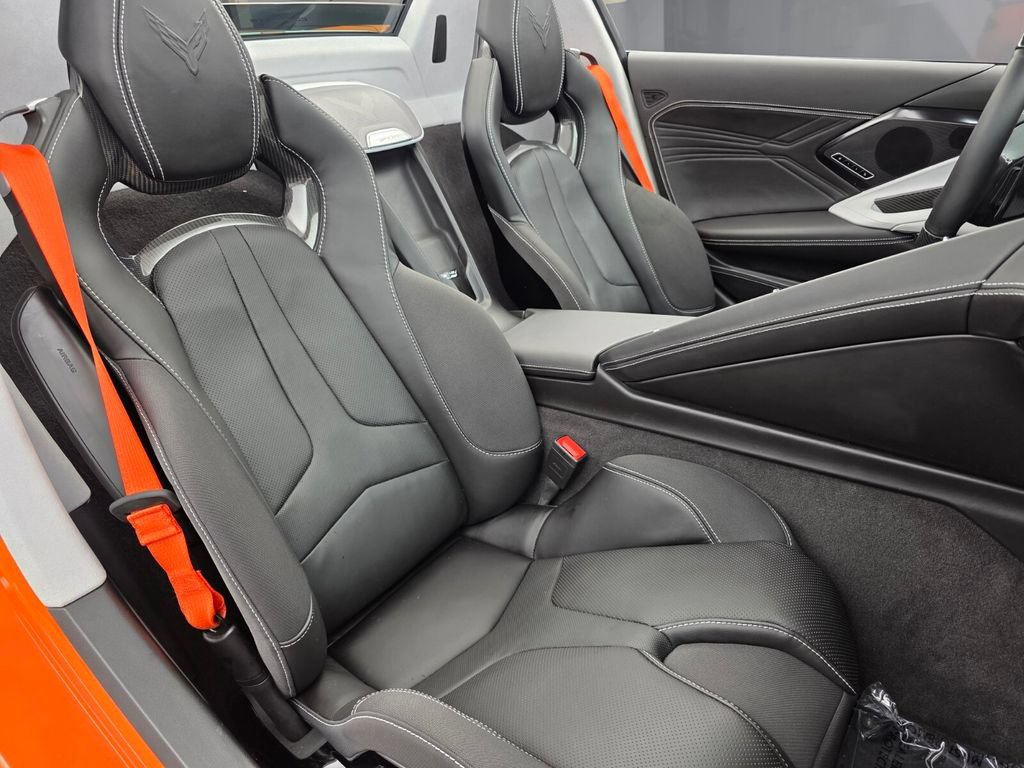 Used 2024 Chevrolet Corvette Z06 w/ Stealth Interior Trim Package RWD image 27