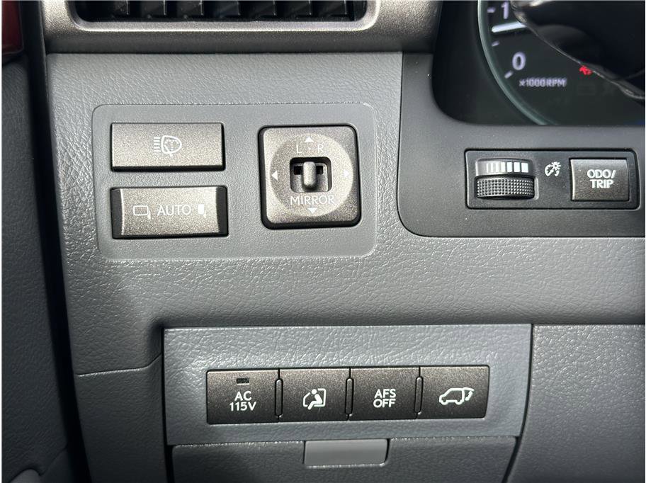 Used 2008 Lexus LX 570 4WD image 30