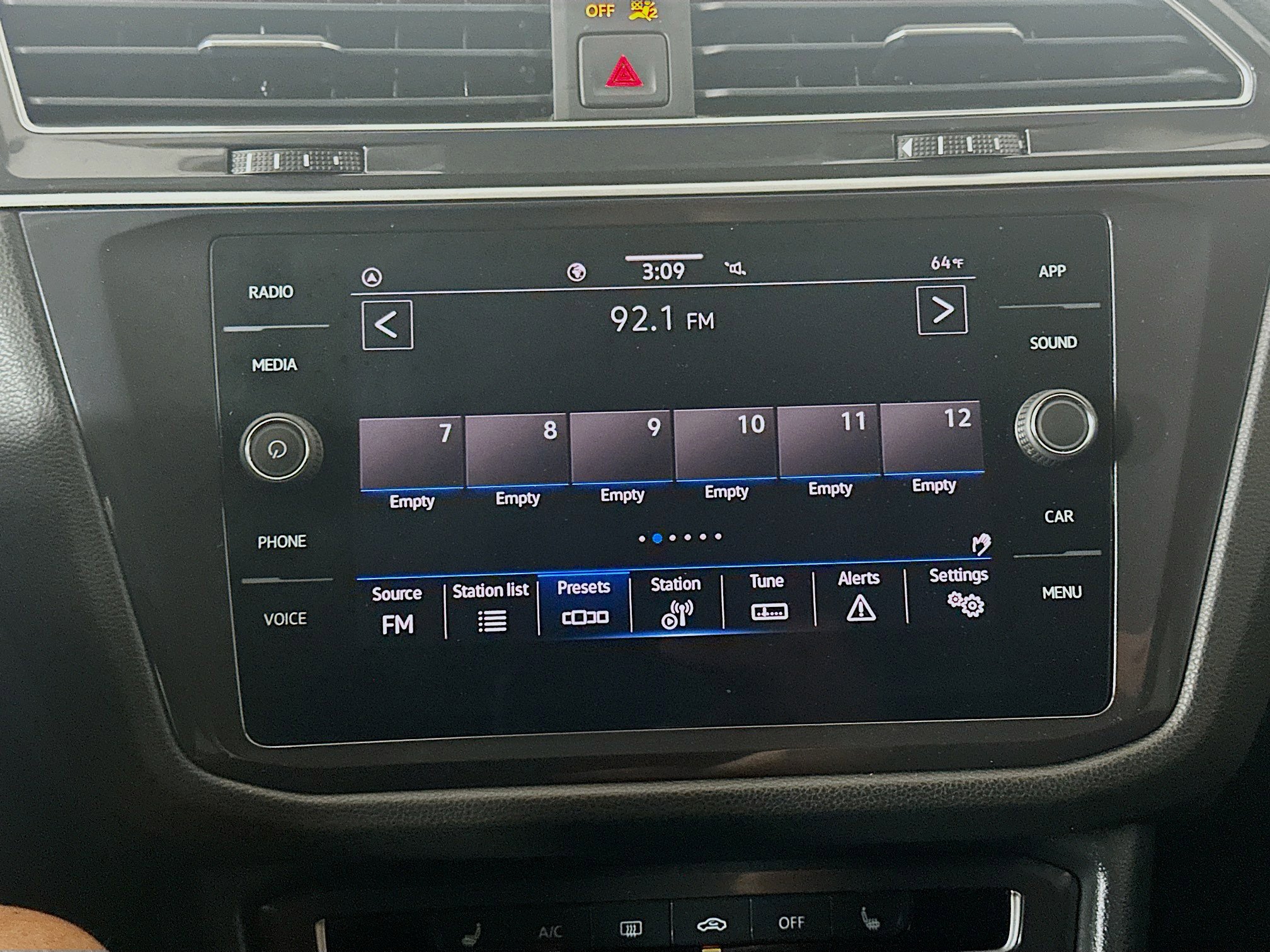 Used 2024 Volkswagen Tiguan S w/ MDO Package, Three-Row image 19