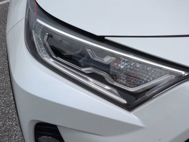 Used 2020 Toyota RAV4 XSE AWD/4WD image 10