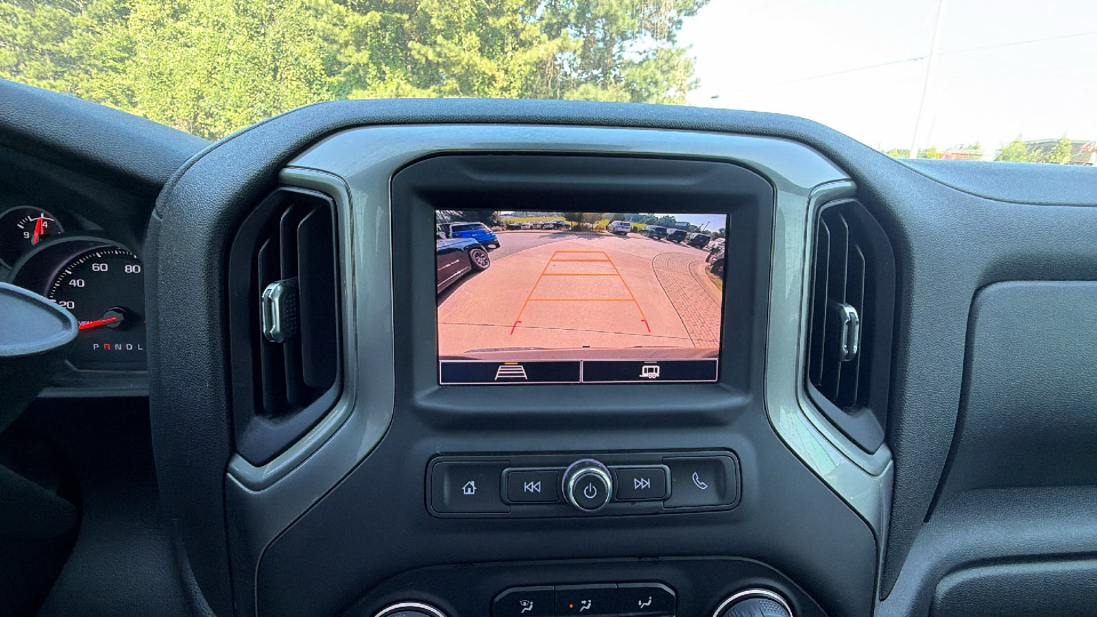 Used 2024 Chevrolet Silverado 1500 Custom Trail Boss w/ LPO, Dark Essentials Package AWD/4WD image 32