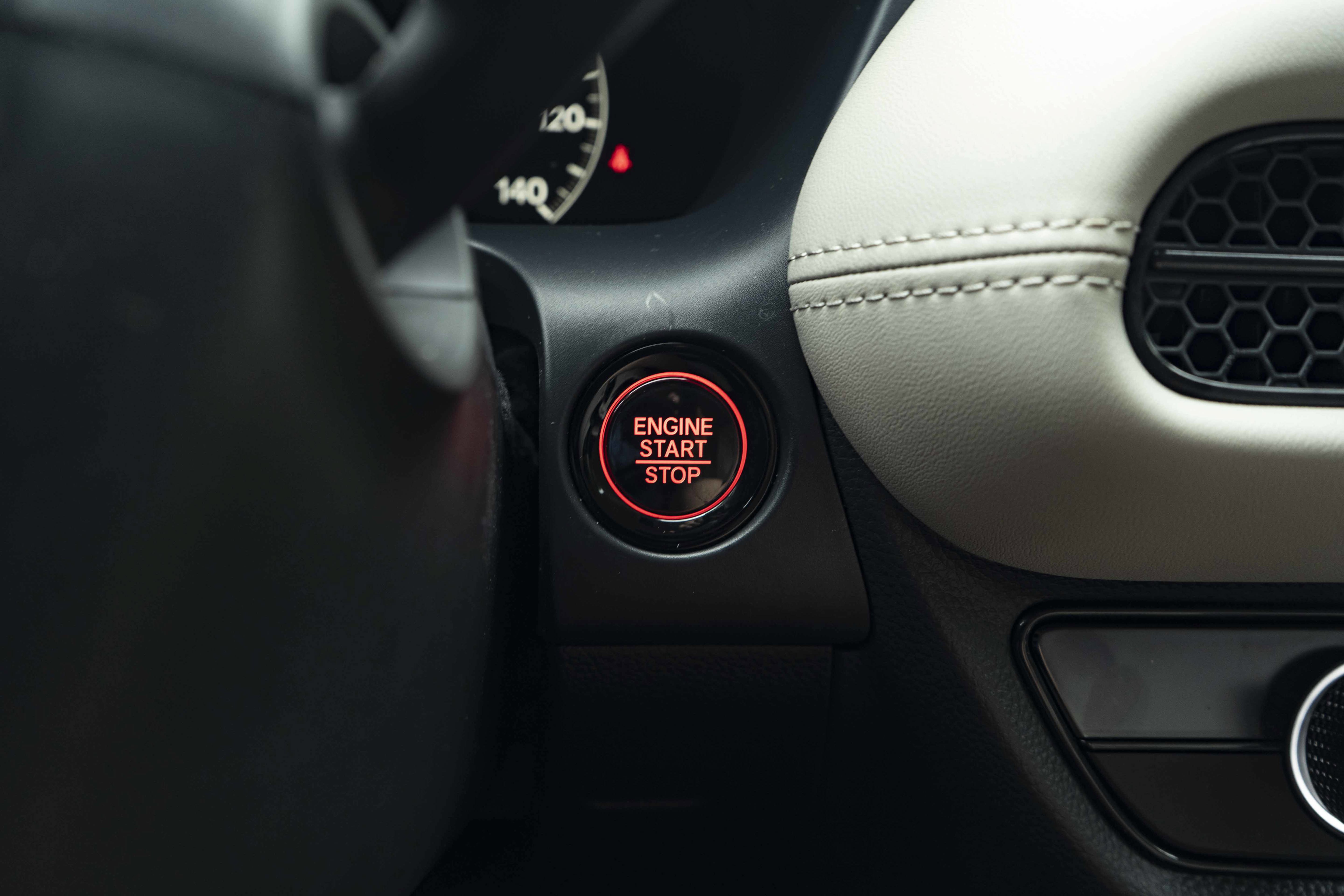 Certified 2026 Honda HR-V LX image 25