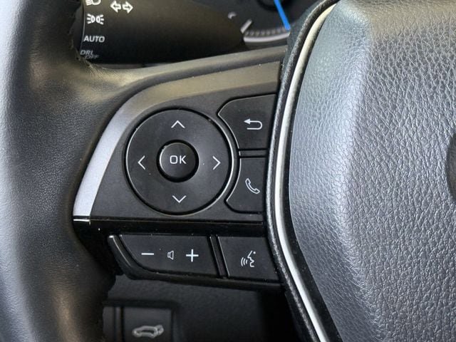 Used 2021 Toyota Venza Limited AWD/4WD image 12