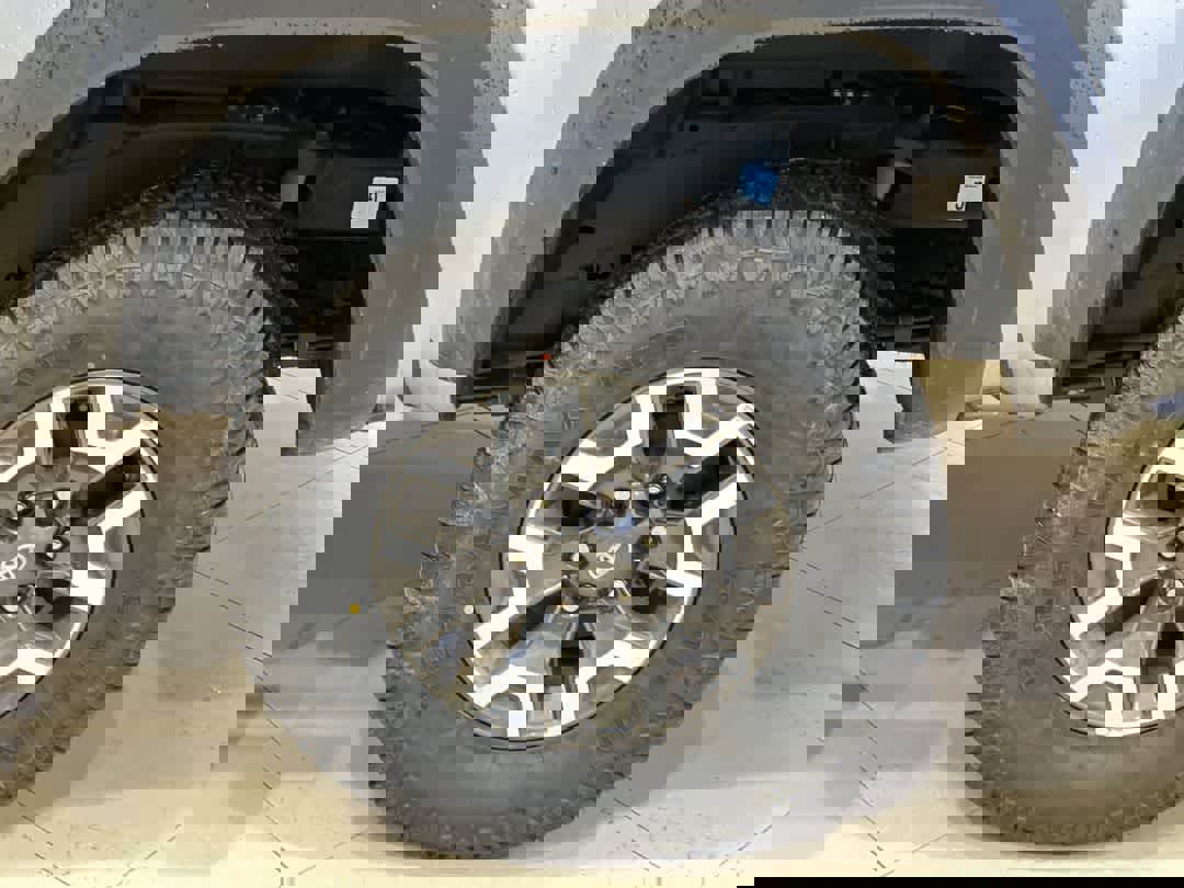 Certified 2023 Toyota Tacoma TRD Off-Road w/ Advanced Technology Package image 13