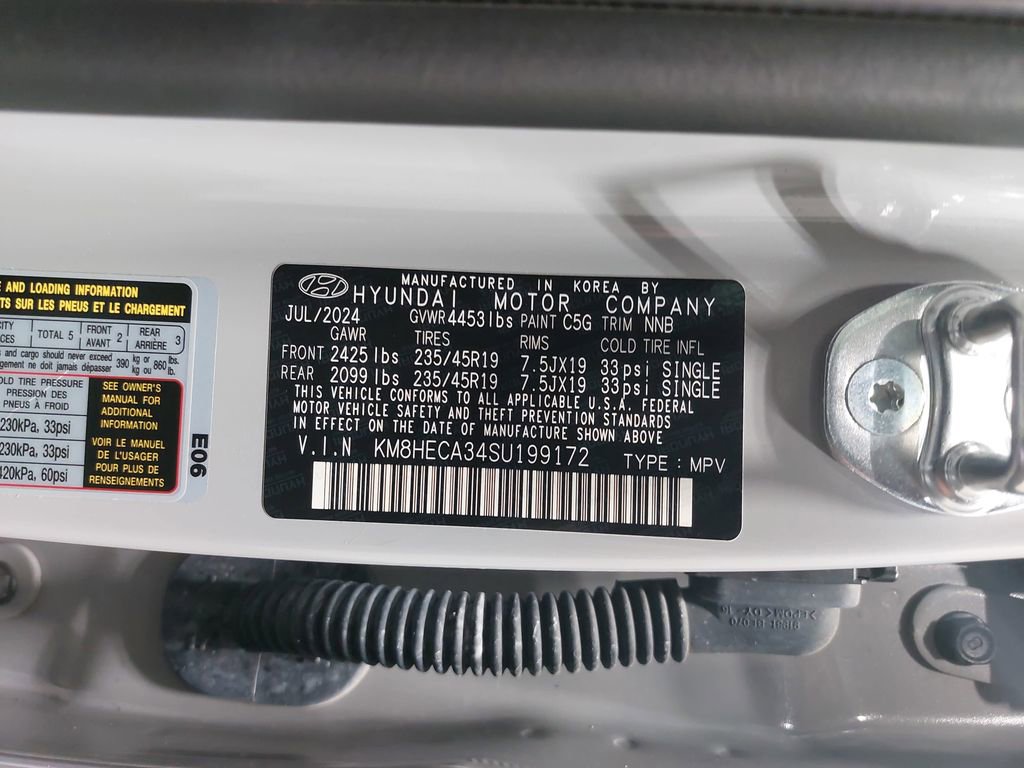 Certified 2025 Hyundai Kona Limited image 37