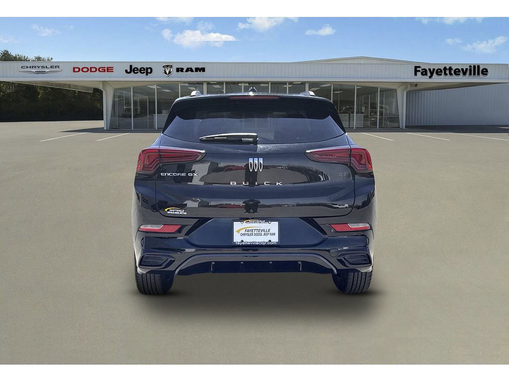 Used 2024 Buick Encore GX Sport Touring image 4