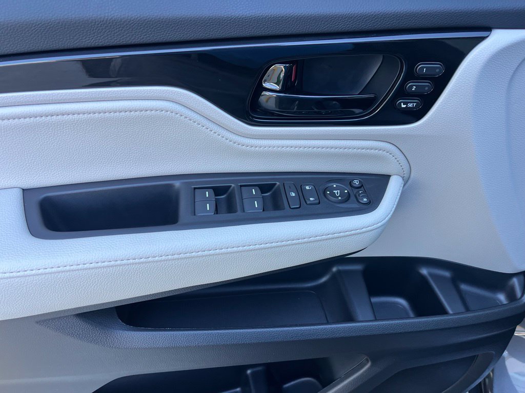Used 2026 Honda Odyssey Elite image 40