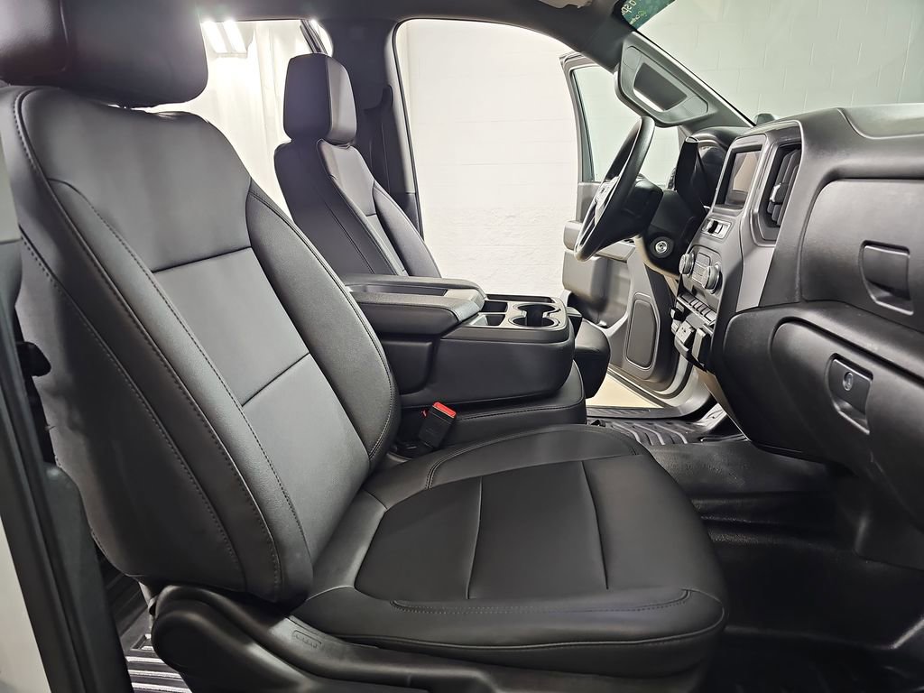 Certified 2022 GMC Sierra 3500 Pro w/ Convenience Package image 13