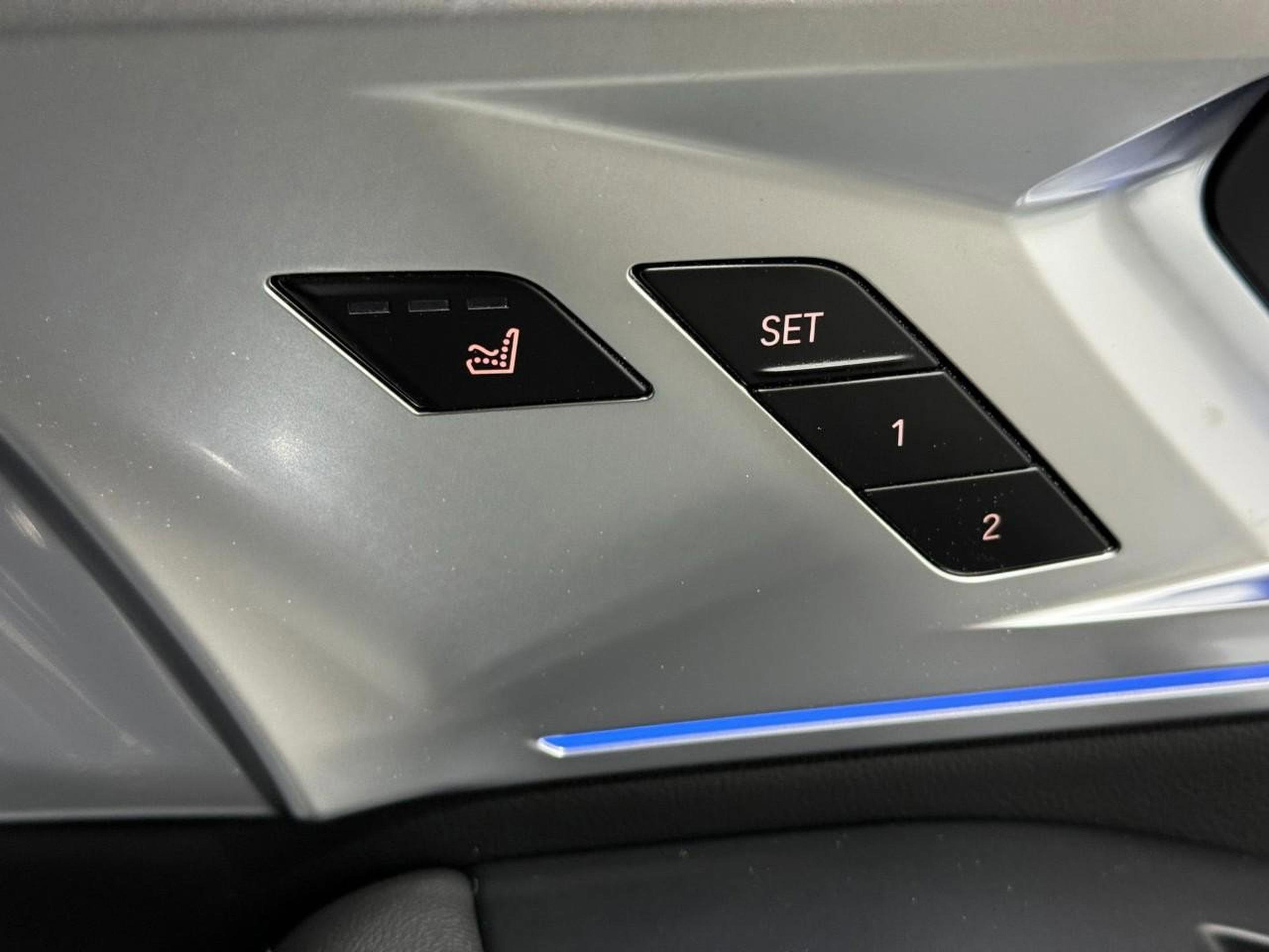 New 2026 BMW XM Label Red image 21