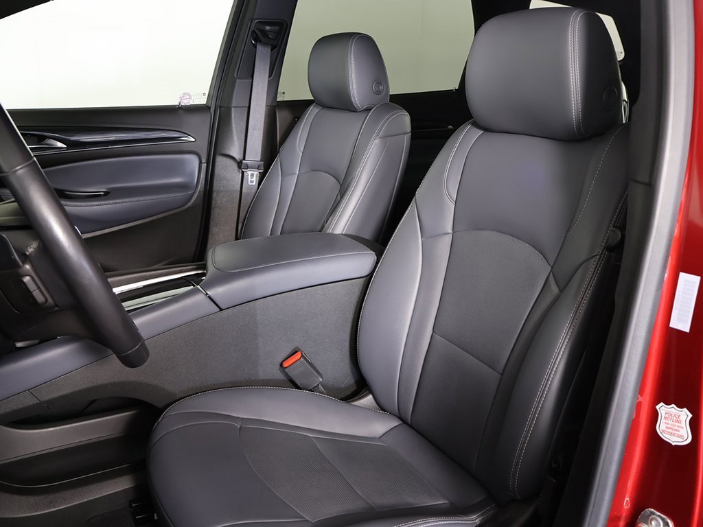 Used 2024 Buick Enclave Premium image 30