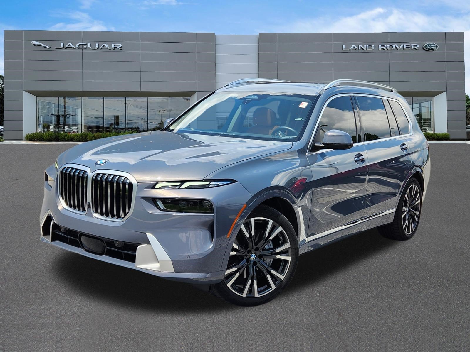 Used 2026 BMW X7 xDrive40i w/ Executive Package