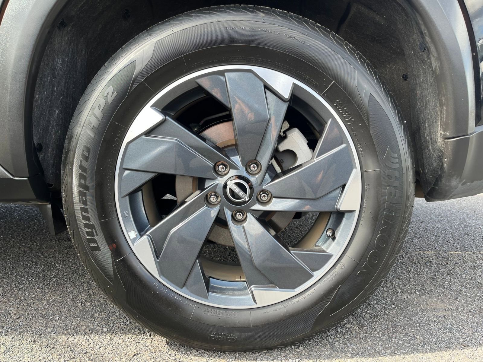Used 2025 Nissan Rogue SV AWD/4WD image 32