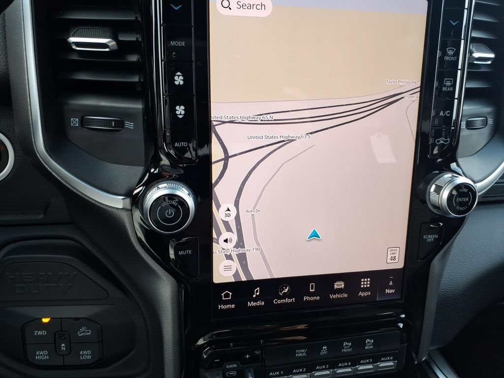 New 2026 RAM 2500 Big Horn AWD/4WD image 17