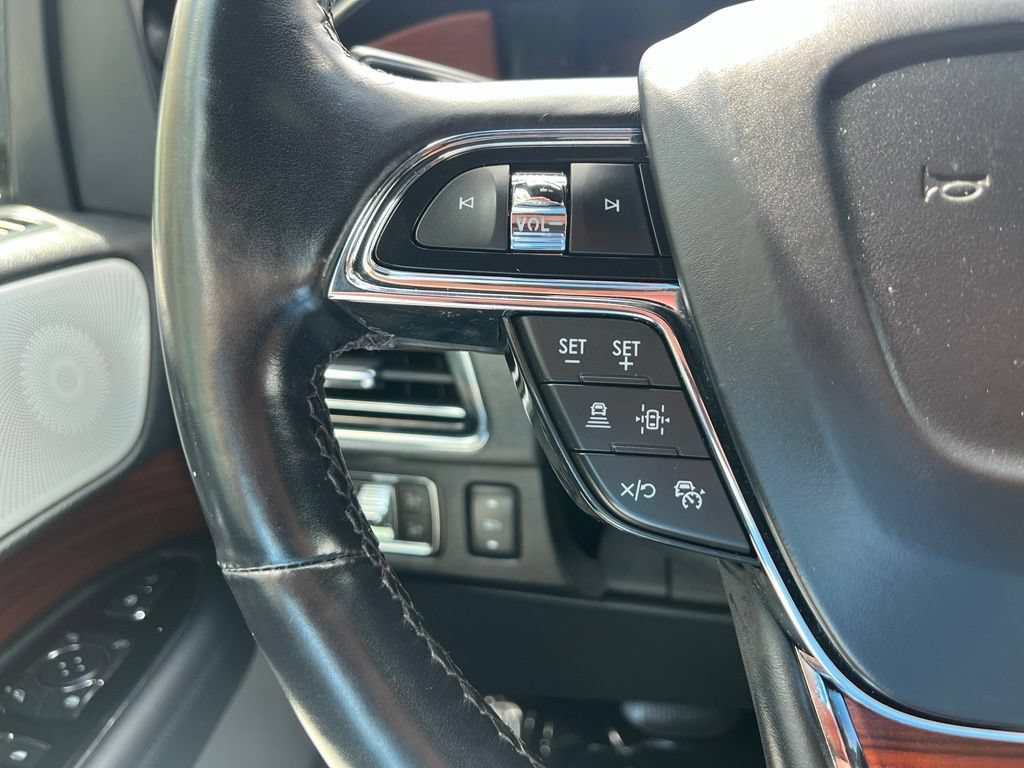 Certified 2023 Lincoln Navigator L Reserve AWD/4WD image 30