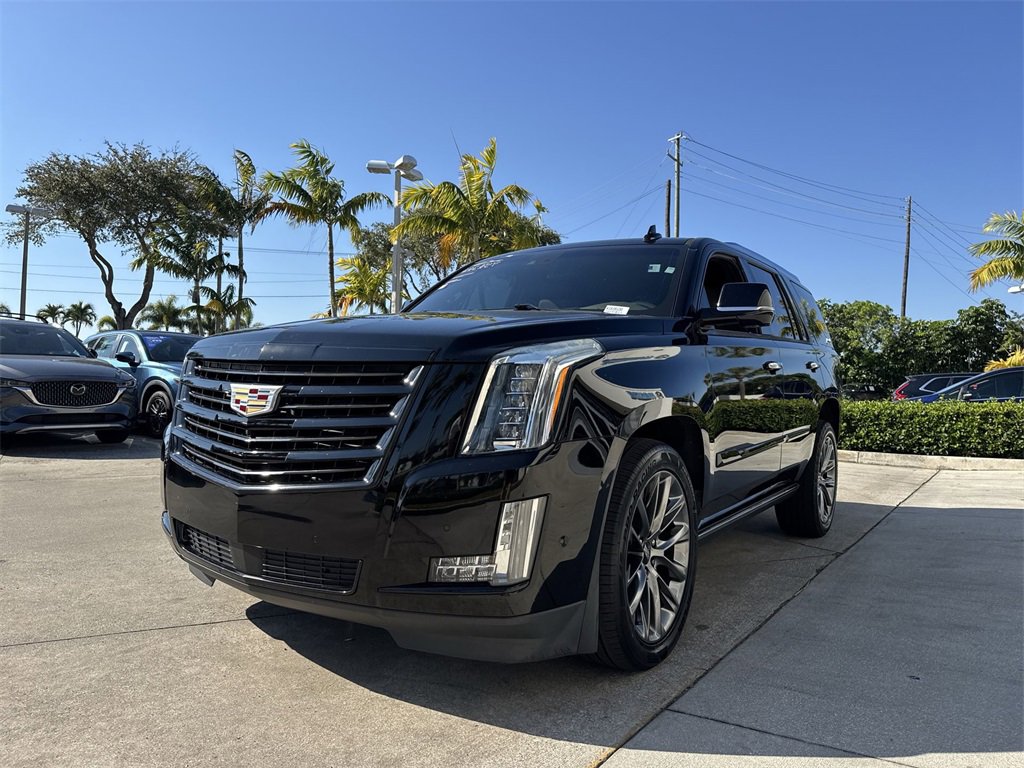 Used 2019 Cadillac Escalade Platinum w/ Escalade Sport Edition image 32