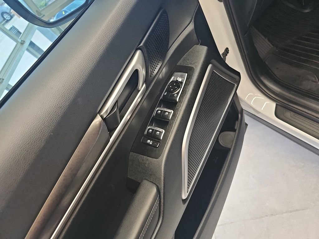 Used 2024 Kia Telluride S w/ S Sunroof Package image 14