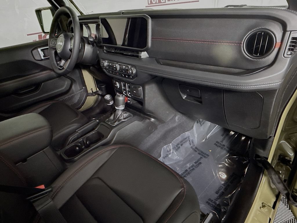Used 2026 Jeep Wrangler Rubicon AWD/4WD image 29