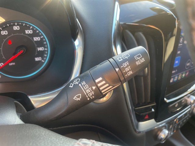 Used 2023 Chevrolet Traverse LT image 24