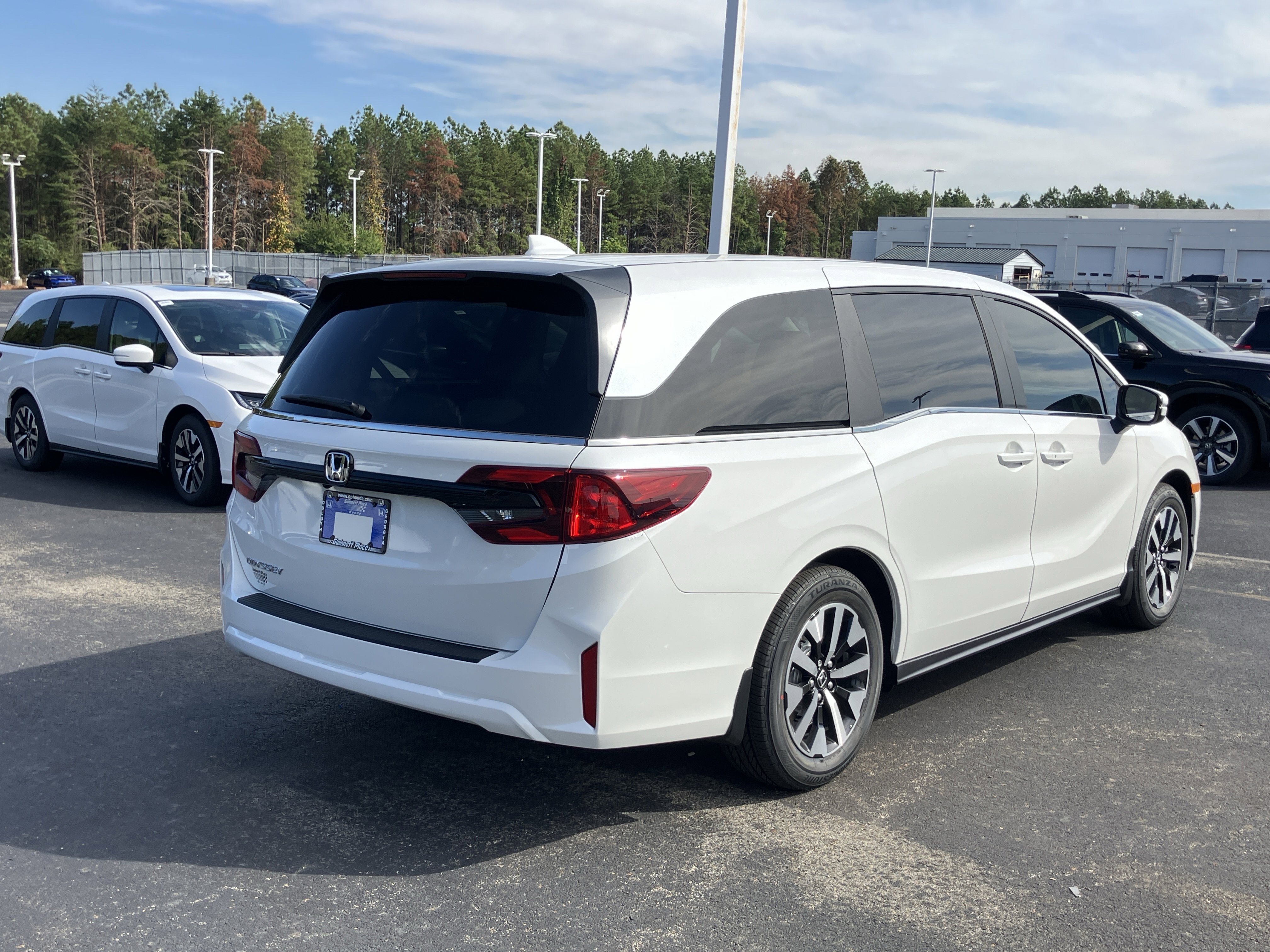 New 2026 Honda Odyssey EX-L image 9