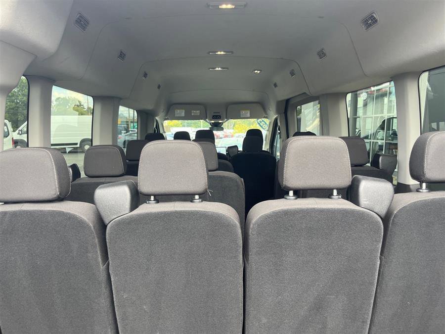 Used 2023 Ford Transit 350 XLT image 6