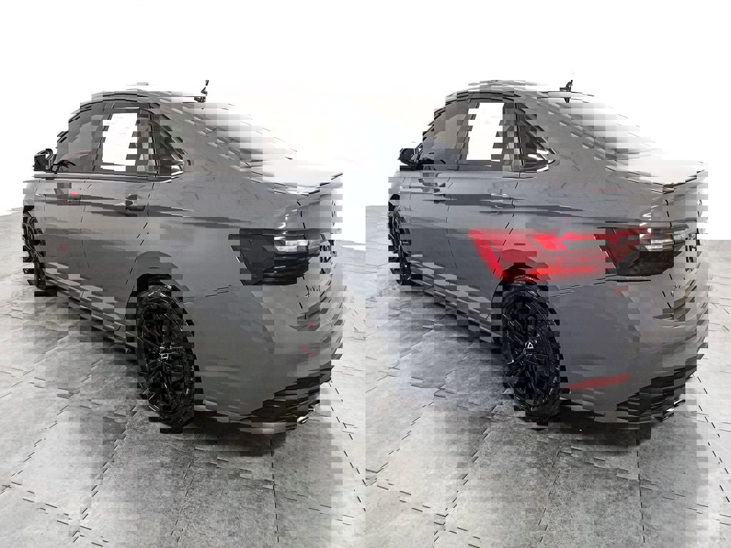 Used 2022 Volkswagen Jetta GLI Autobahn w/ GLI Black Package image 4