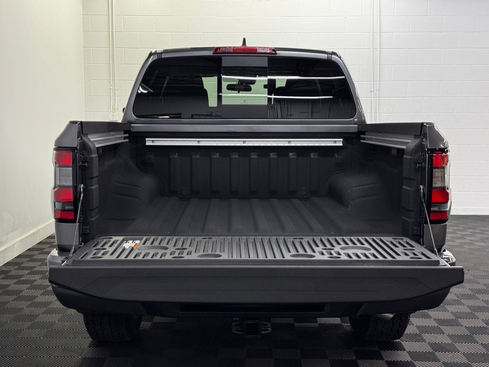 New 2026 Nissan Frontier PRO-4X w/ Pro-4x Convenience Package AWD/4WD image 34