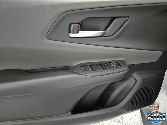 Used 2024 Toyota Prius XLE AWD/4WD image 13