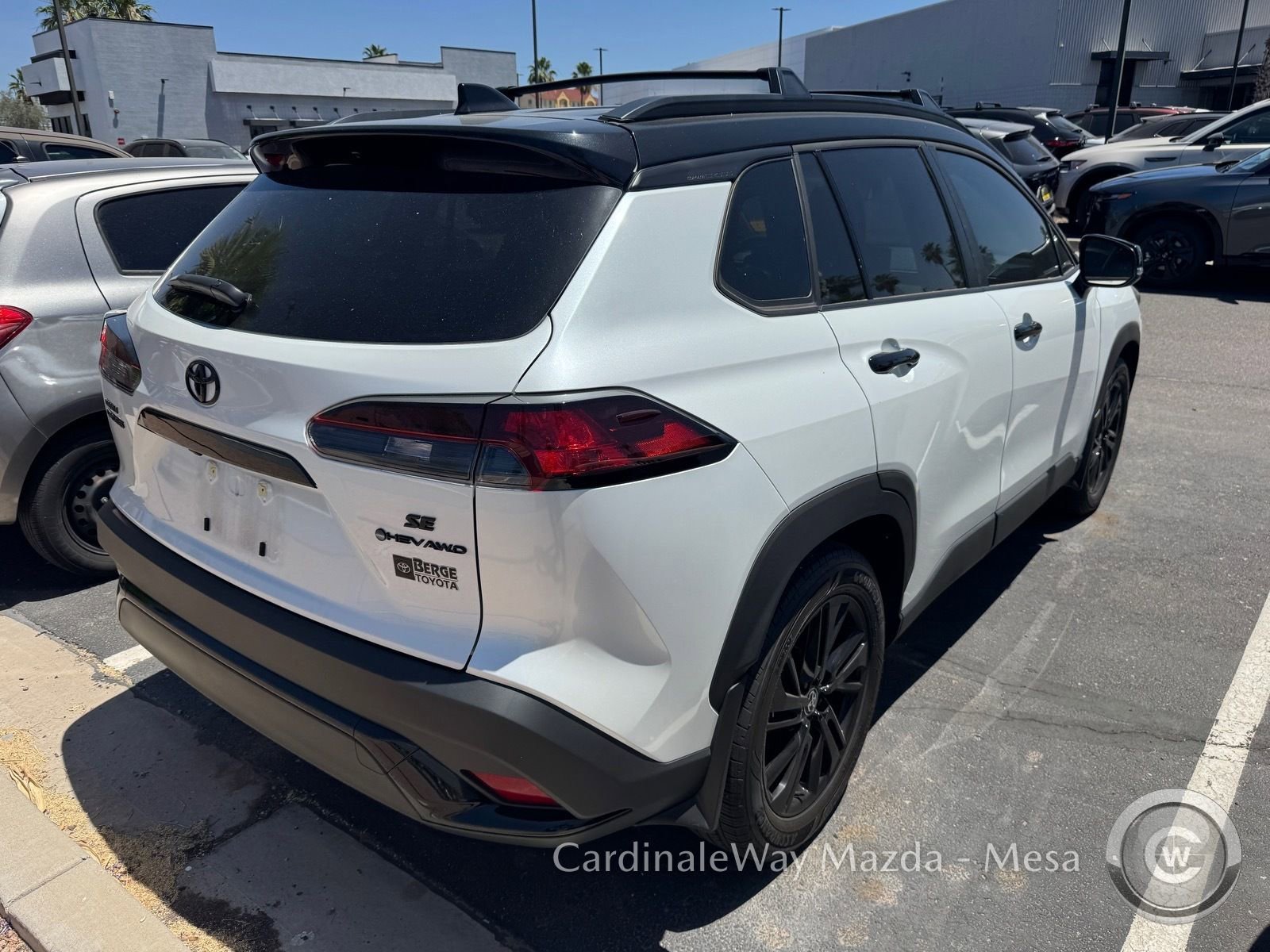 Used 2025 Toyota Corolla Cross AWD Hybrid image 4
