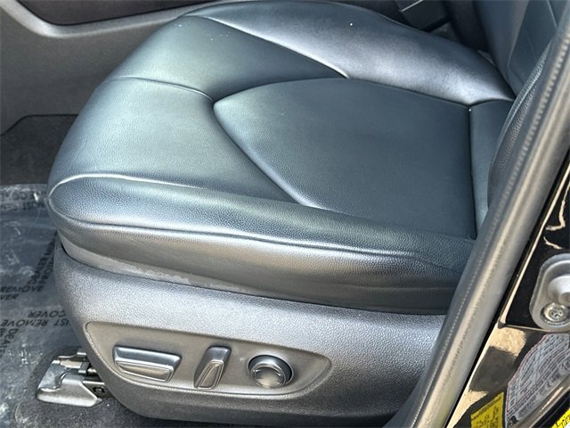 Certified 2022 Toyota Highlander XLE image 21