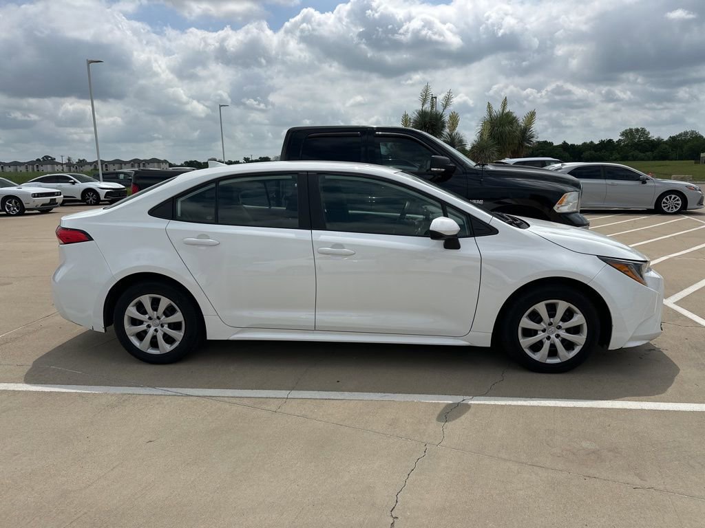 Used 2024 Toyota Corolla LE image 8