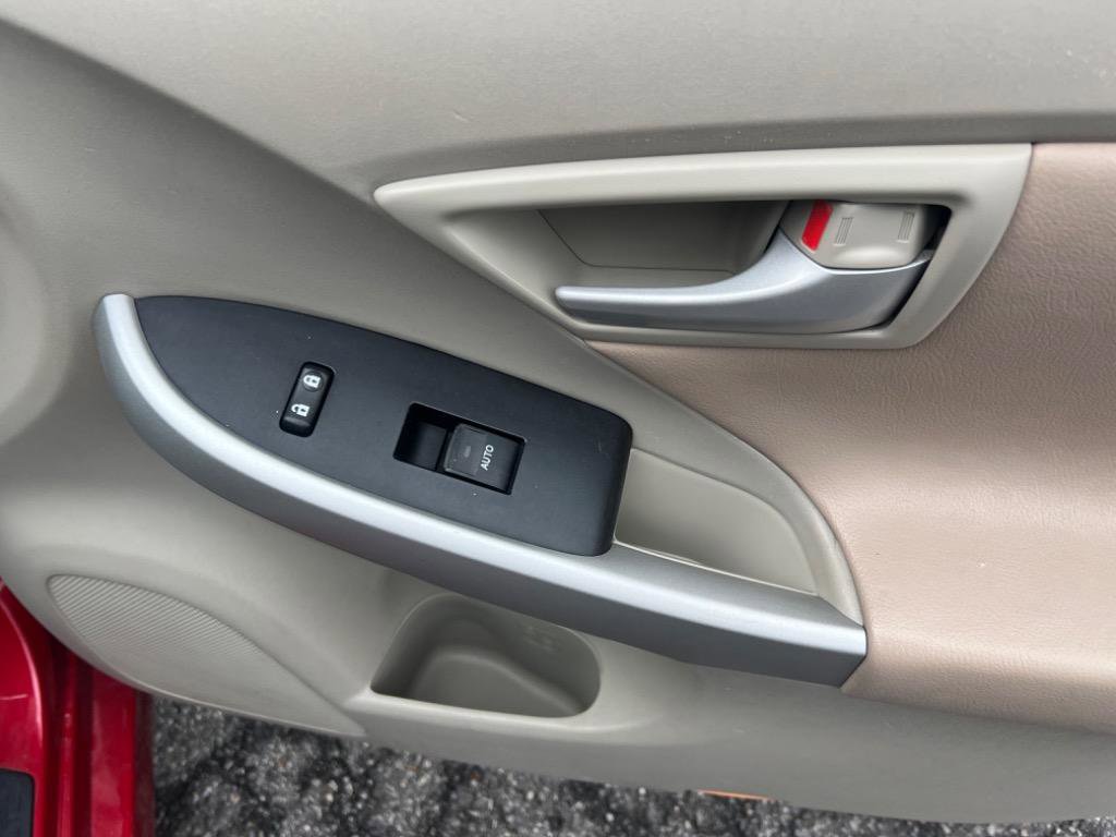 Used 2011 Toyota Prius Two image 18