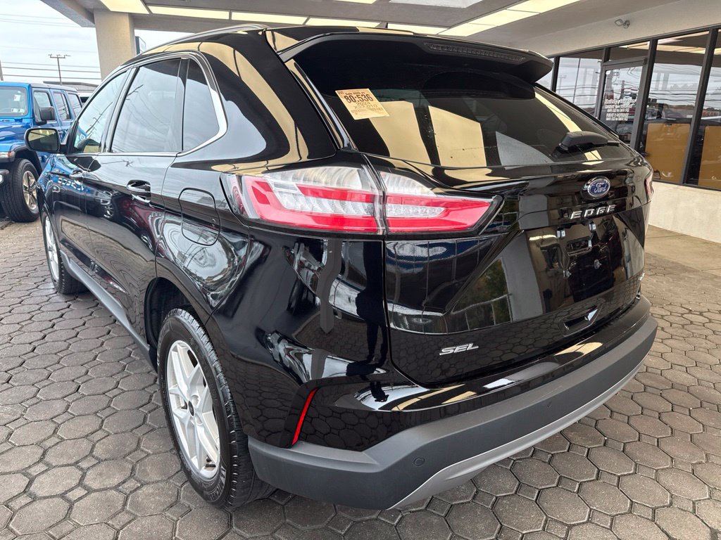 Certified 2024 Ford Edge SEL w/ Convenience Package AWD/4WD image 8