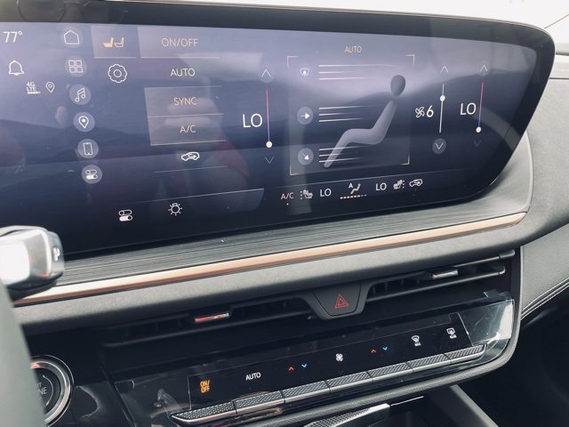 New 2025 Buick Envision Sport Touring image 15