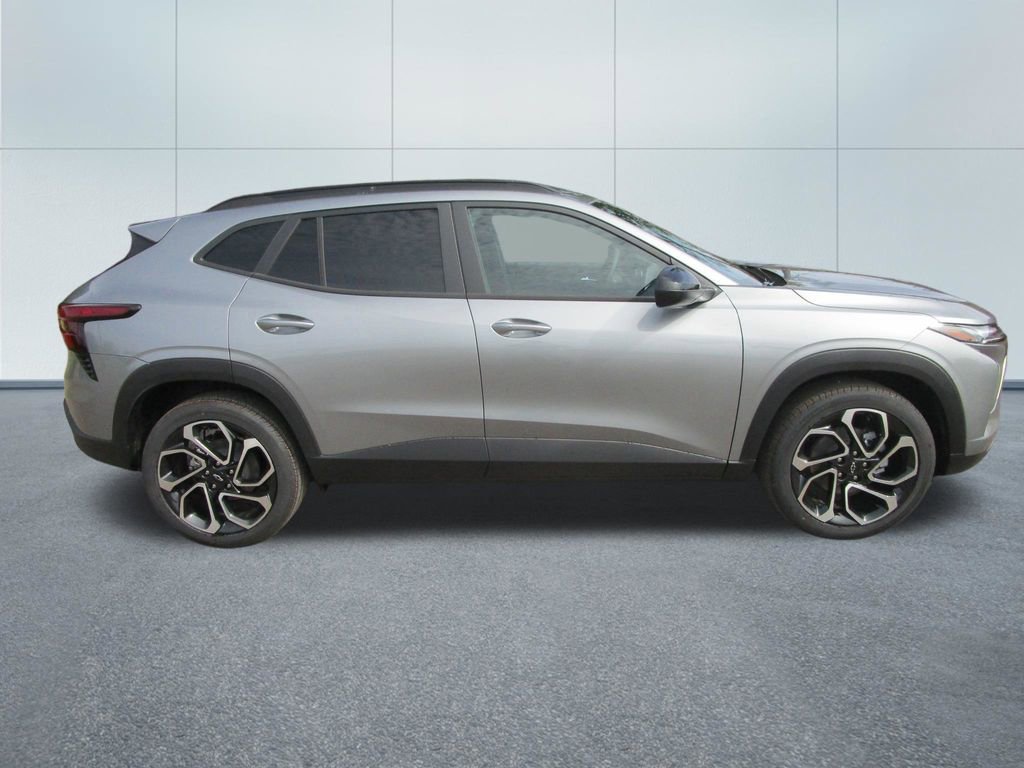 New 2026 Chevrolet Trax RS image 6