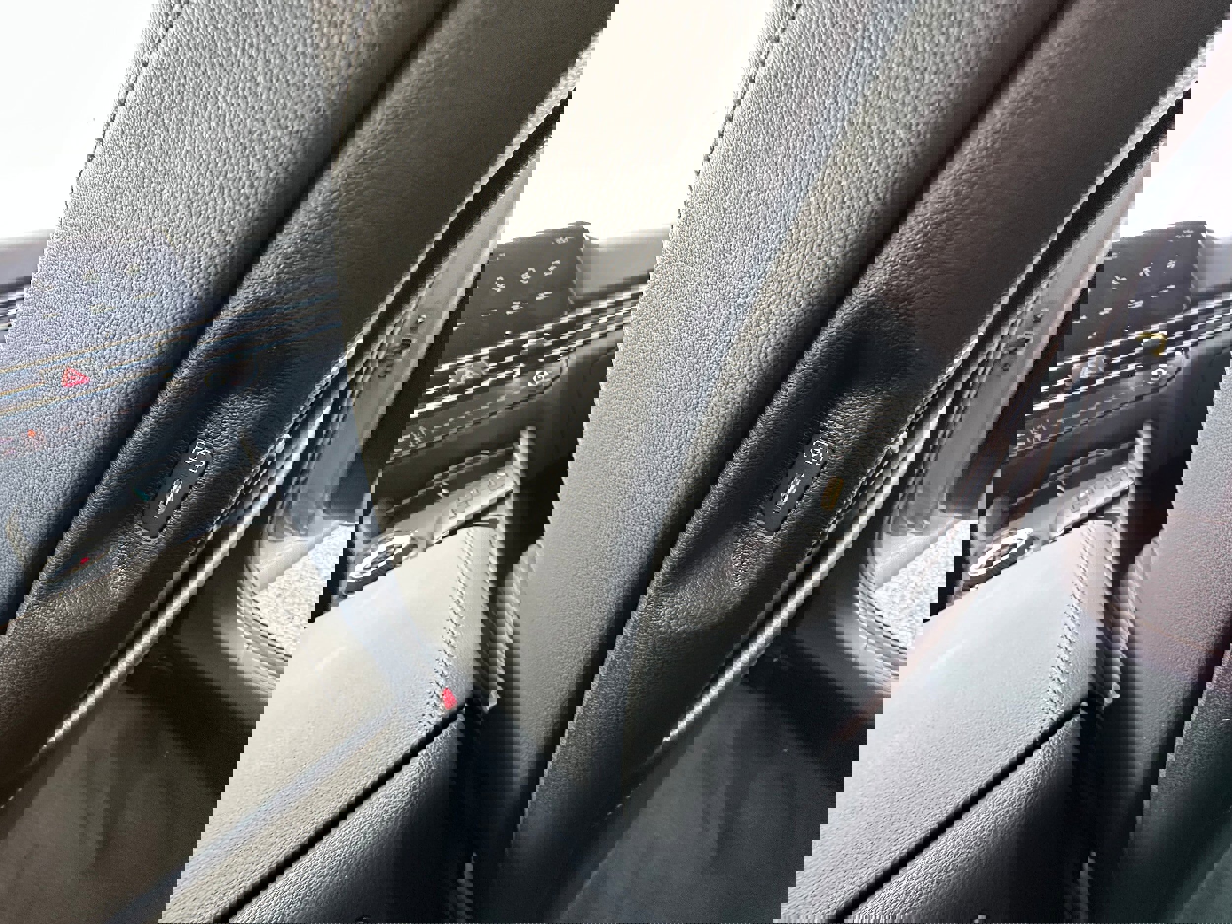 New 2026 Kia Sportage EX image 22