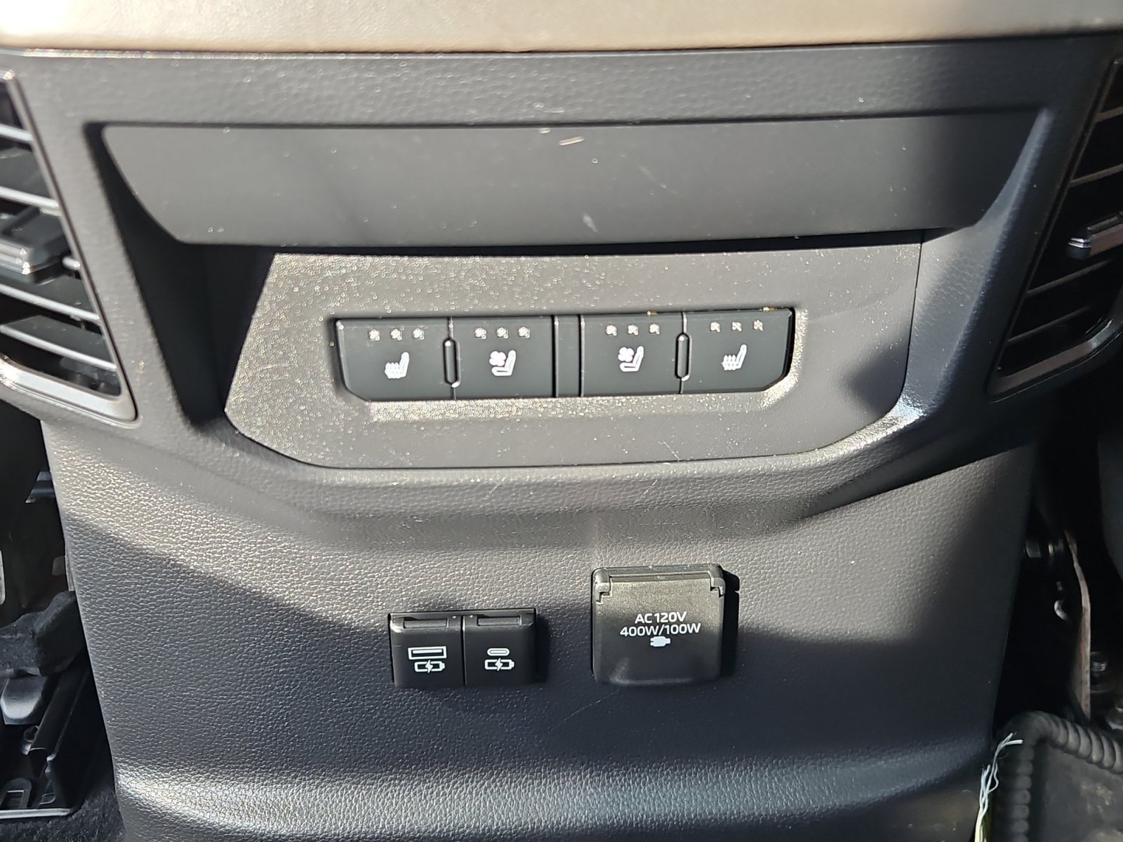 Used 2025 Toyota Tundra 1794 Edition AWD/4WD image 13