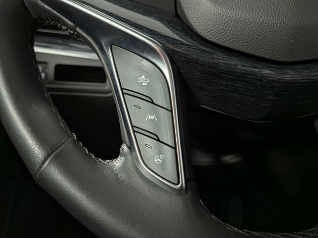 Certified 2023 Cadillac XT5 Premium Luxury w/ LPO, Floor Liner Package FWD image 8